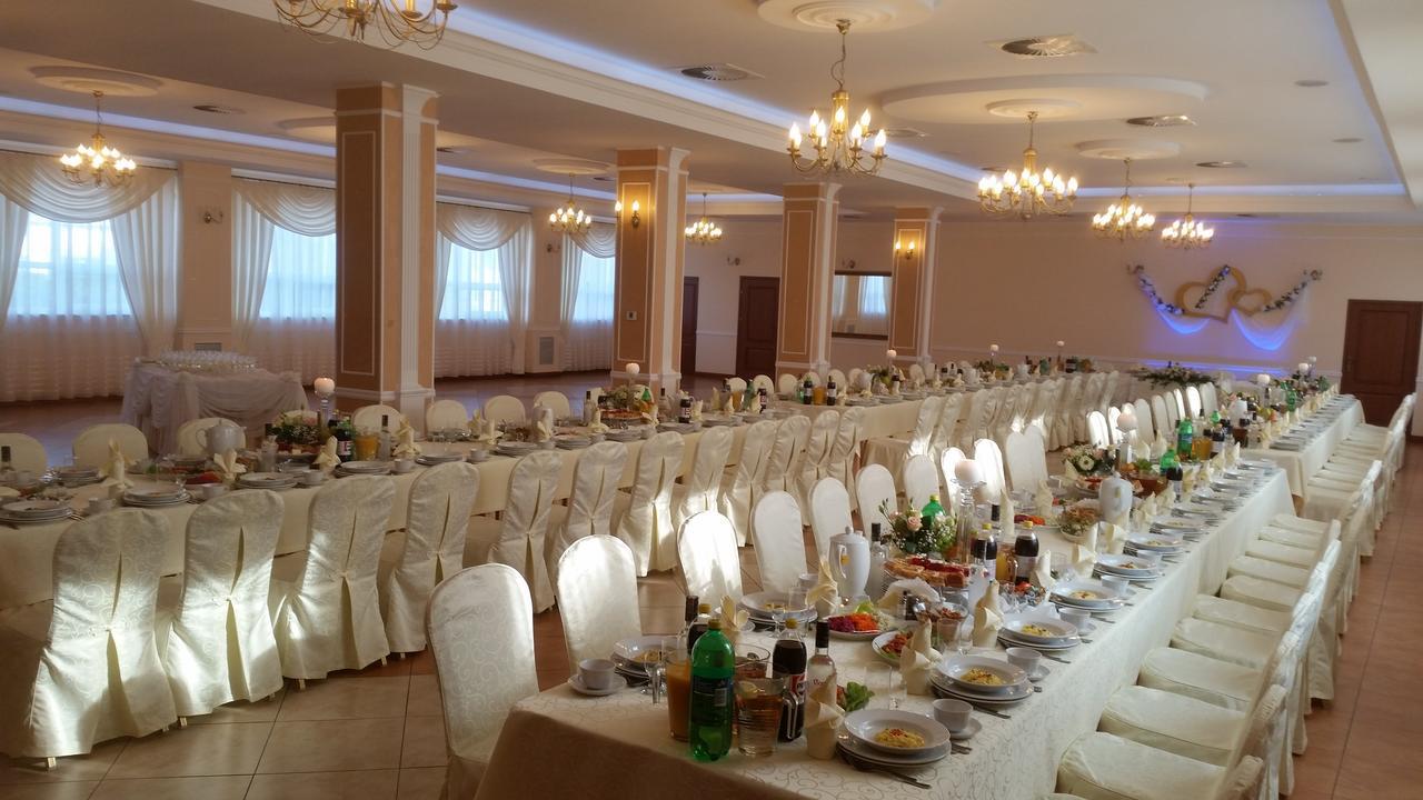 Hotel Gosciniec Włocławek Exteriör bild