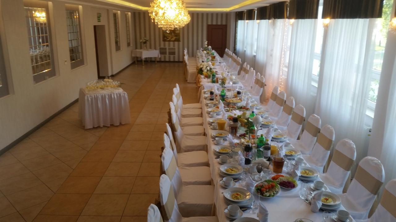 Hotel Gosciniec Włocławek Exteriör bild
